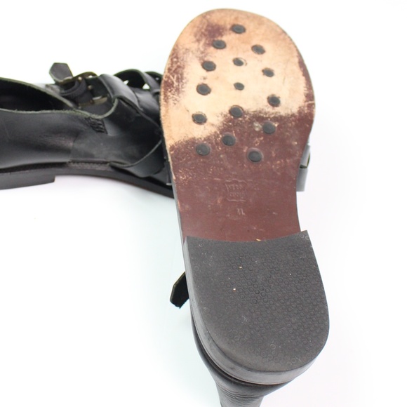 Tommy Bahama Lucca black fisherman sandals buckle - Picture 7 of 7